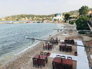 Votsalakia Luxury Apartments Salamina Greece
