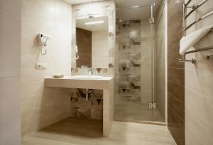Suite - Attic room in Hotel Natalia 18