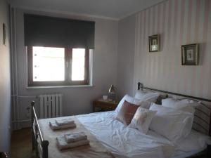 Cosy, Sunny Apartament 10 min to Old Town