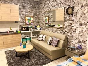 Buff Evo Soho Bangi Sentral with NETFLIX & WiFi