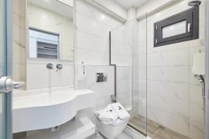 Comfort Quadruple Room room in Albatros Suites