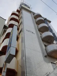 Business Hotel La Firenze - Koshigaya