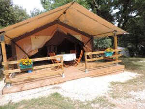 Campings Camping la buissiere : photos des chambres