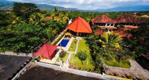 Ocean Beachfront Villa Dini