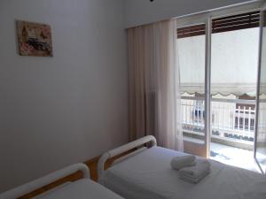 Athenian Flat in Nice Neighborhood