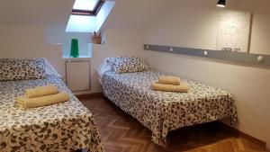 18 Torres Alfonso Attic