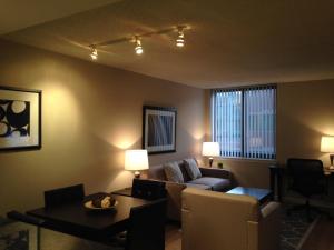 National at Courthouse