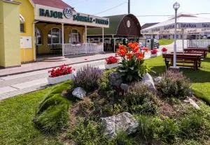 HBH Bajor Sörház Sólyomfészek Panzió - Sajógalgóc