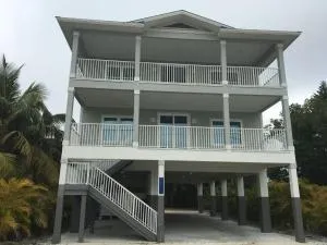 Amy's Beach House - Fort Myers Beach