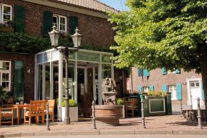 4 hvězdičkový hotel Wellings Romantik Hotel zur Linde Moers Německo