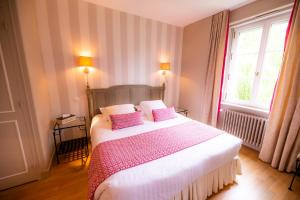 Hotels La Ramade : photos des chambres