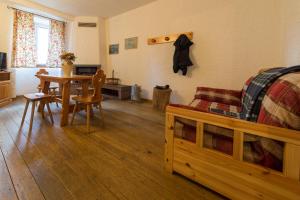 One-Bedroom Apartment room in Residence Serra La Nave