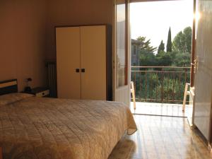 Double or Twin Room with Lake View room in Hotel Zanetti