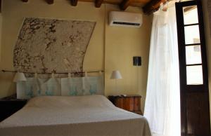 Sant Efisio Host