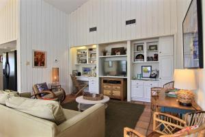 Three-Bedroom House room in Port-A-Way 3LP Home