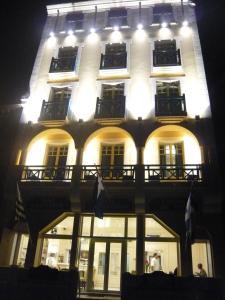 Hotels Ambassadeurs Logis Hotel : photos des chambres
