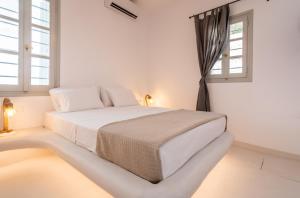 Plaka Suites Milos Greece