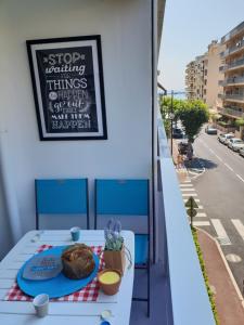 Beautiful studio near sea (free parking)