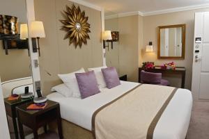 Standard Double Room room in Best Western Plus Hotel Sydney Opera