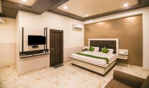 Yashogopal Resortico