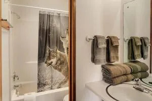 Mountaineer Cabin - Oroville