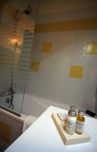 Hotels Best Western Blanche de Castille Dourdan : photos des chambres