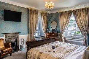 The Old Bank Town House