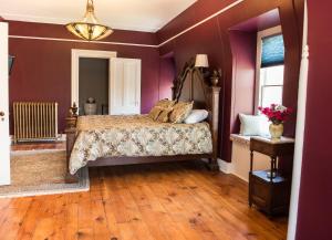 King Suite room in The Bevin House B&B
