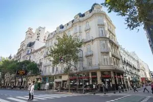 Novel Hotel - 科洛尼亚-德尔萨克拉门托