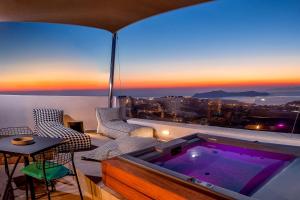 L Villa with Sea View and Hot Tub  room in Santorini Soul Villas