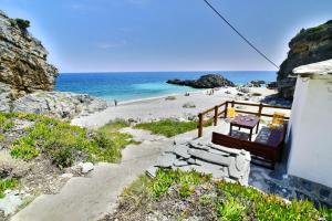 Mylopotamos Beach House