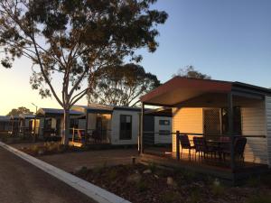 Yarrawonga Riverlands Tourist Park