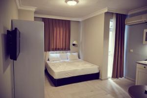 Two Seas Hotel