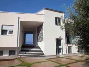Cala Del Faro Beach Villas