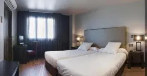 Hotel Valcarce León - Valdevimbre