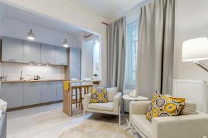 Riverside Deluxe Apartment