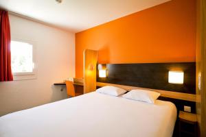 Hotels Premiere Classe Geneve - Aeroport - Prevessin : photos des chambres