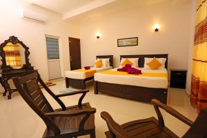 Queens Gate, Mirissa