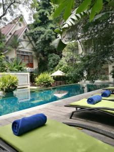 Ariyasom Villa hotel, 
Bangkok, Thailand.
The photo picture quality can be
variable. We apologize if the
quality is of an unacceptable
level.