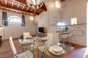 Courtyard Suite