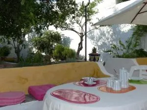 Casa rústica com jardim privado - Asseca