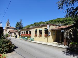 Hotels Hotel Restaurant Les Falaises : photos des chambres