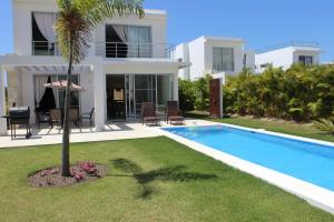 Villa Real Playa Nueva Romana