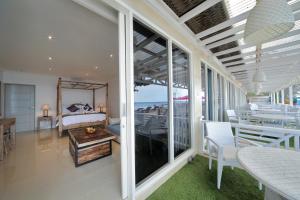 Gili Meno Mojo Beach Resort