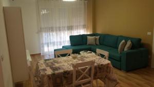 Shengjin - Helios Home