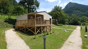 Campings Camping Les Framboiseilles : photos des chambres