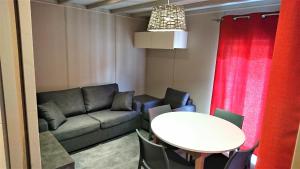Campings Camping Les Framboiseilles : photos des chambres