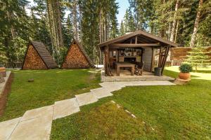 3 stern appartement Monastery 2 Aparthotel Pamporowo Bulgarien