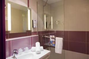Hotels Kyriad Montpellier Sud - A709 : Chambre Lits Jumeaux Classique
