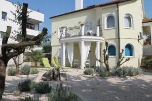 Villa Mandolina Apartments - Grgomičić